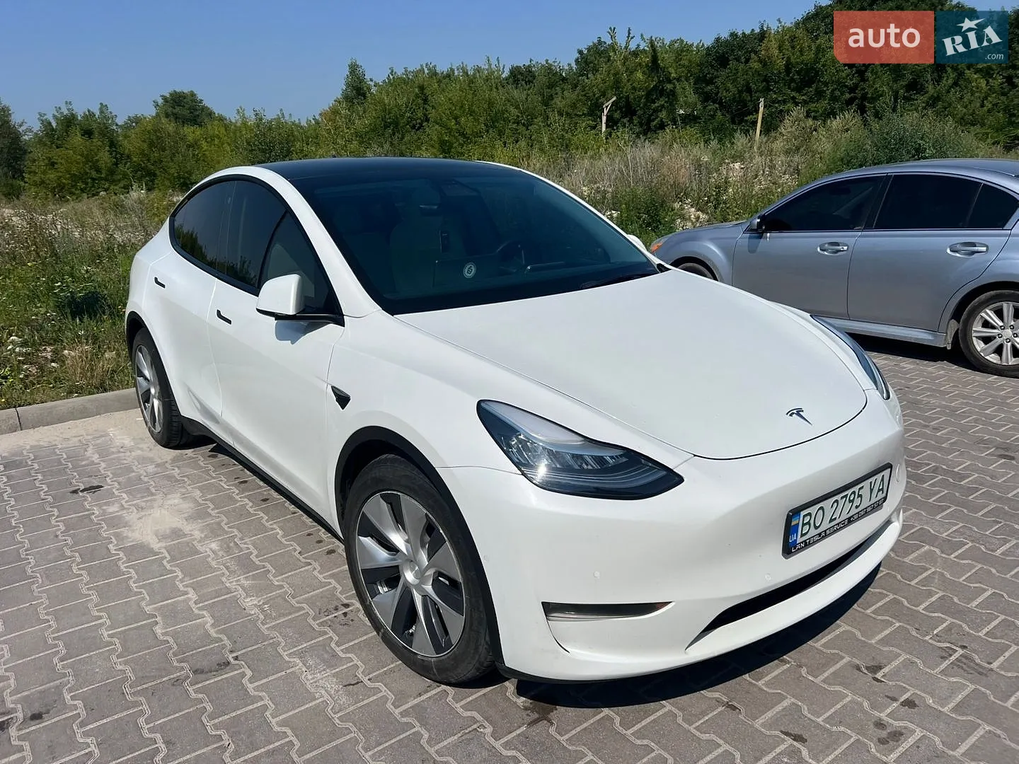 Tesla Model Y, 2021