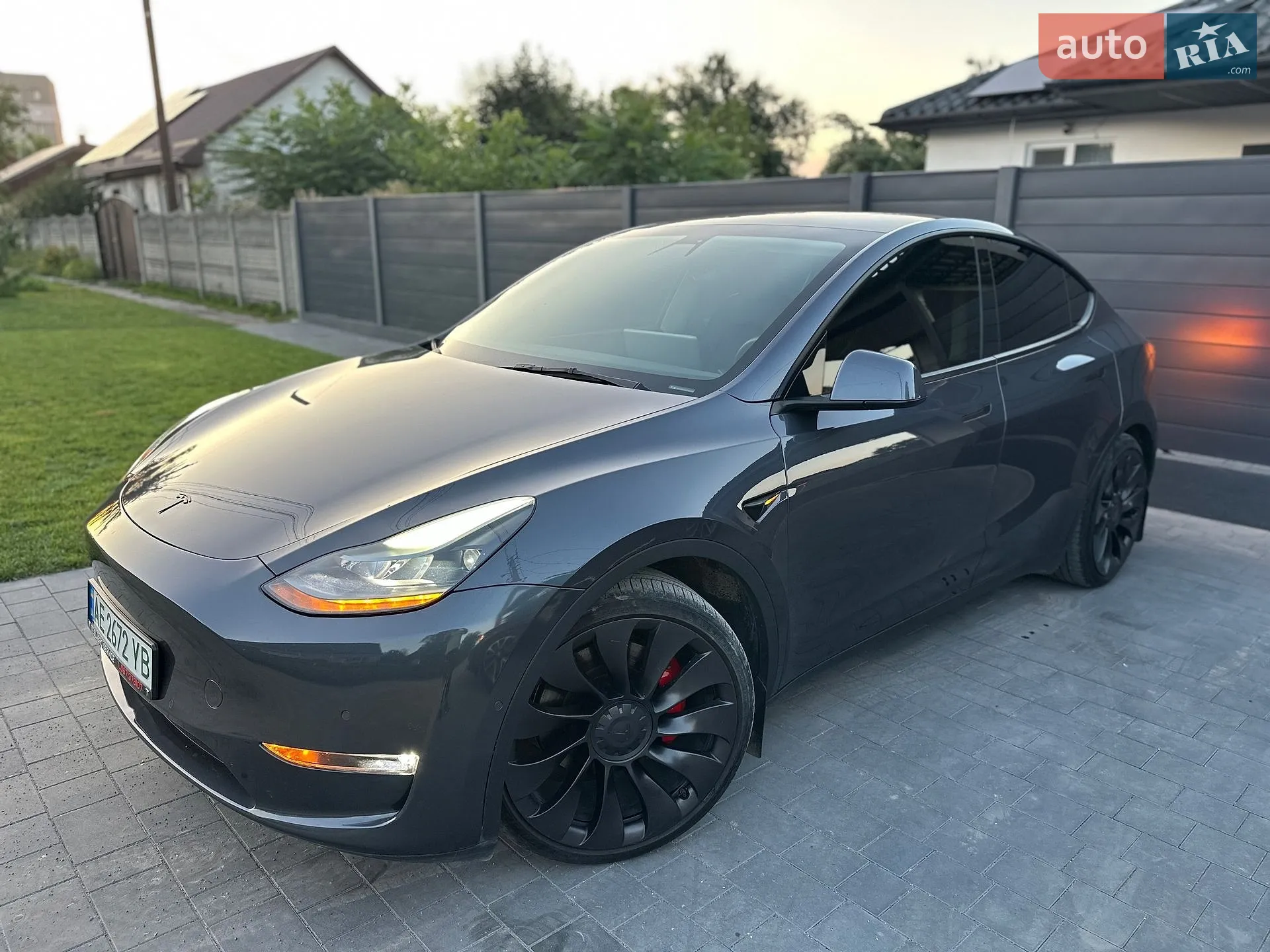 Tesla Model Y, 2022