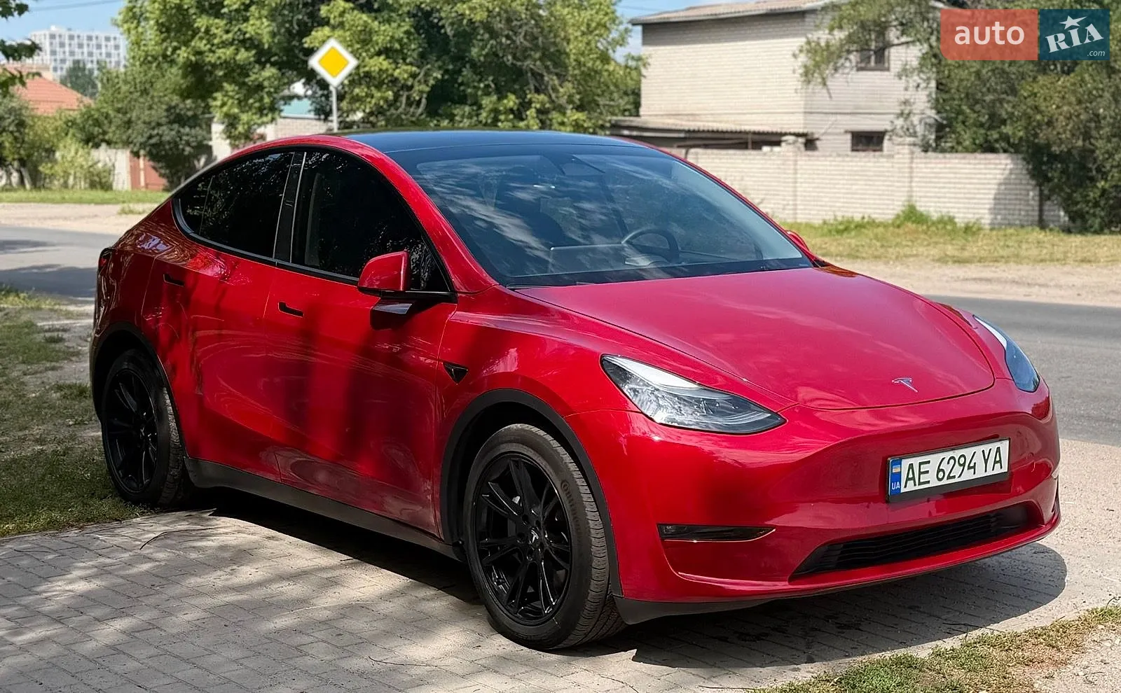 Tesla Model Y, 2023