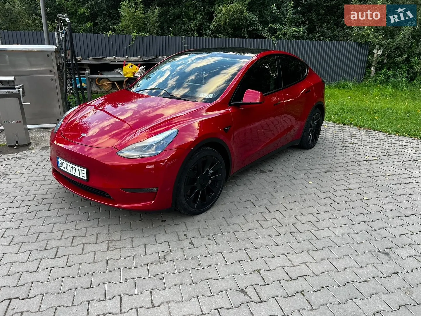 Tesla Model Y, 2021