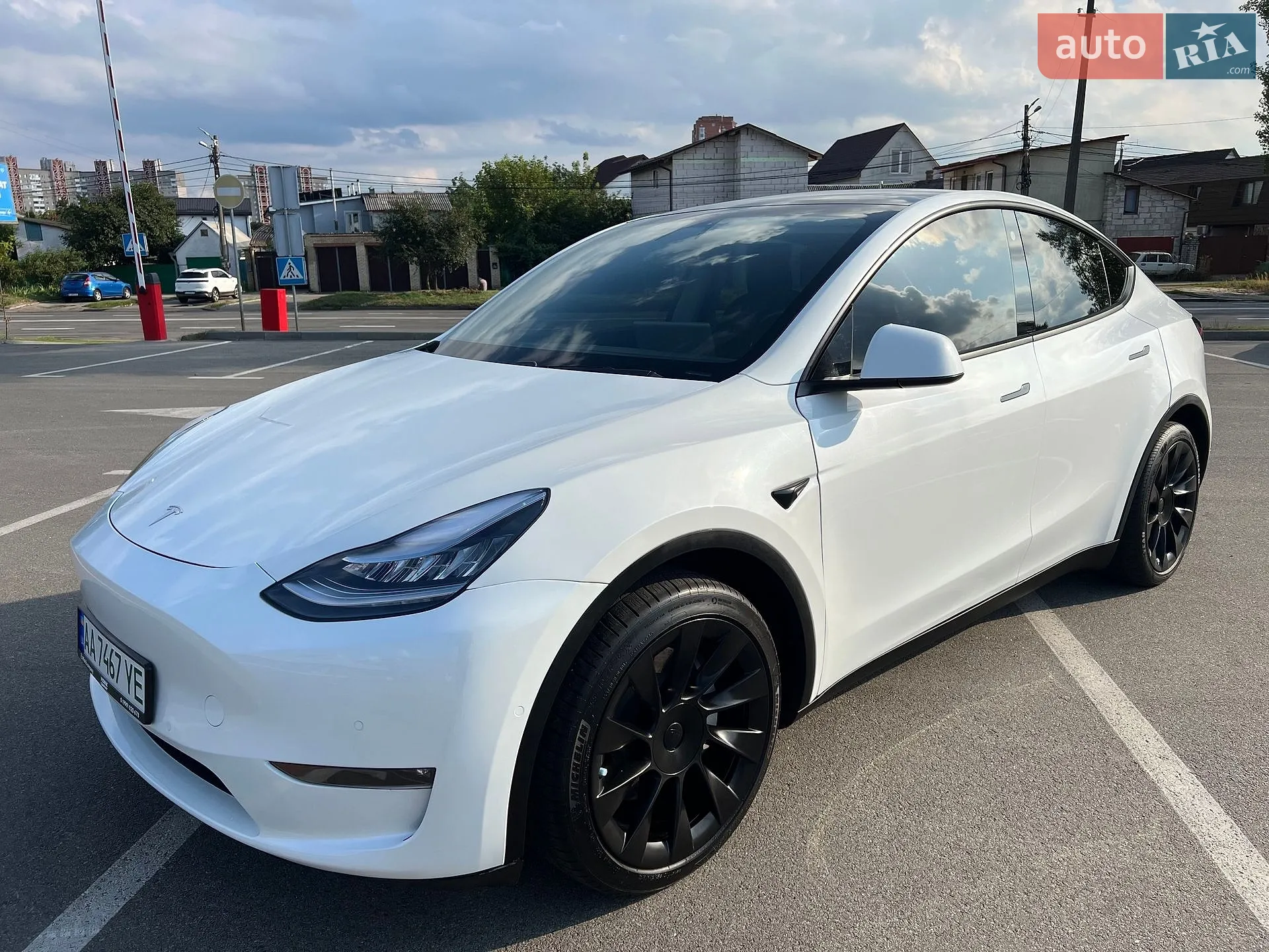 Tesla Model Y 2021 — 1