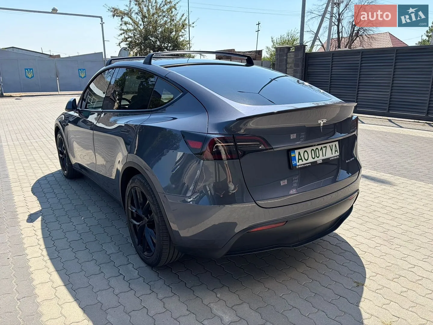 Tesla Model Y, 2023
