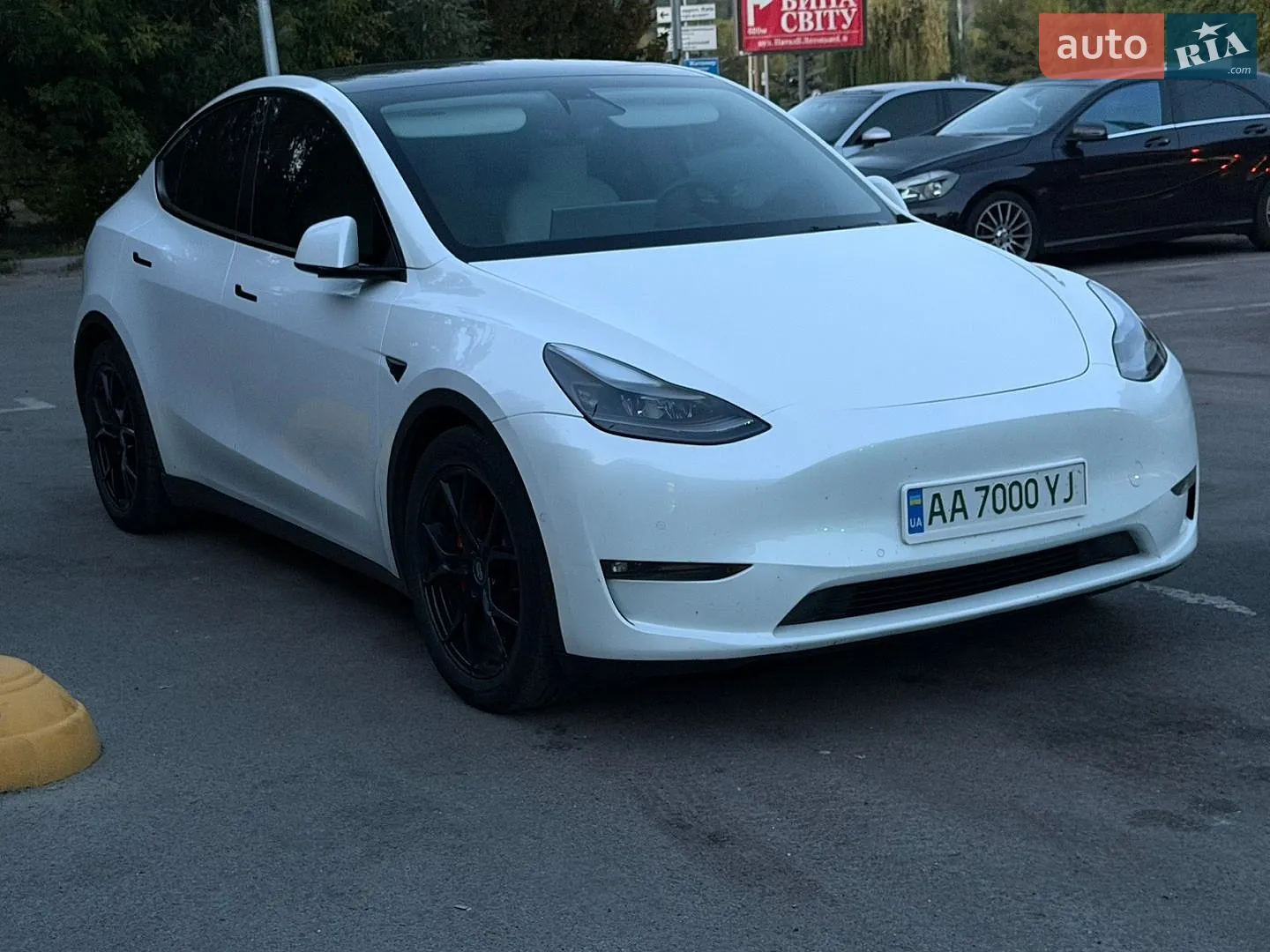 Tesla Model Y, 2021