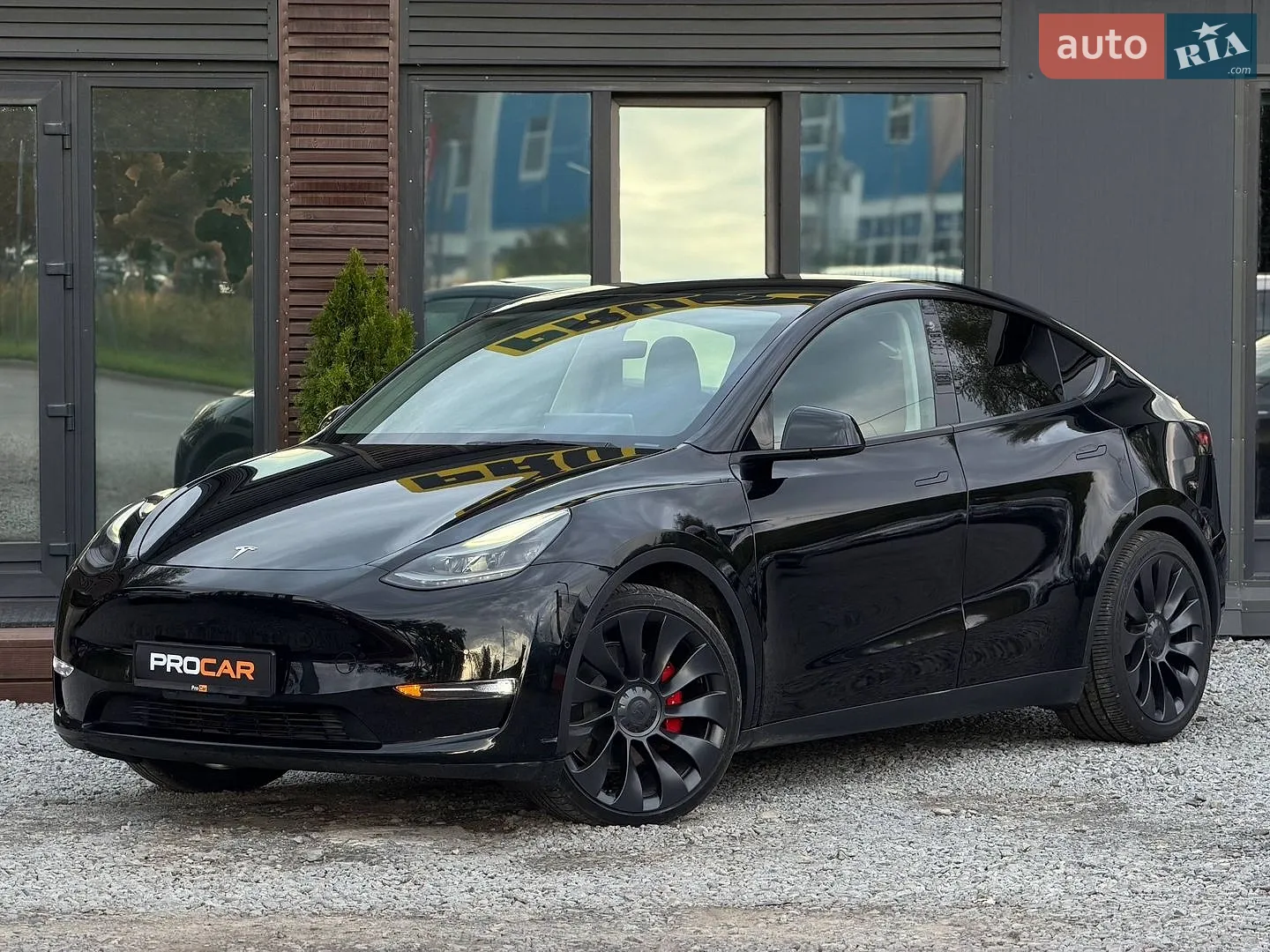 Tesla Model Y, 2022