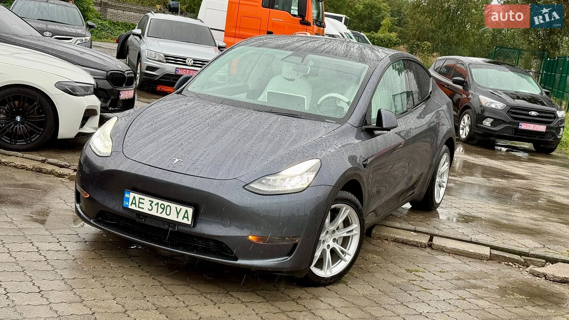 Tesla Model Y, 2020
