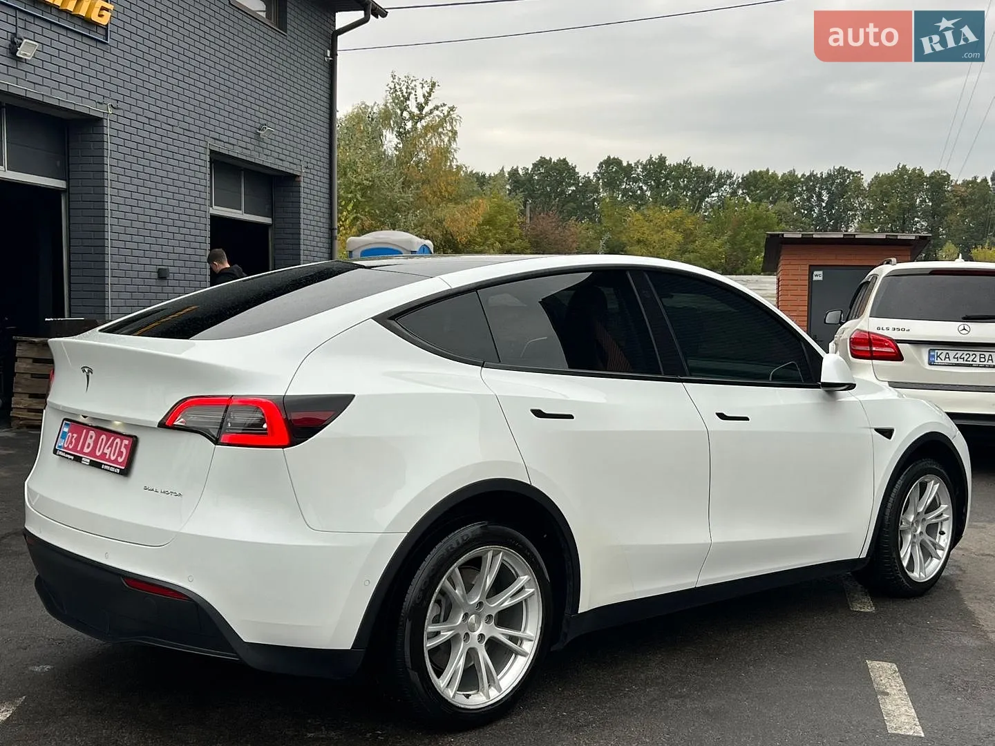 Tesla Model Y, 2021