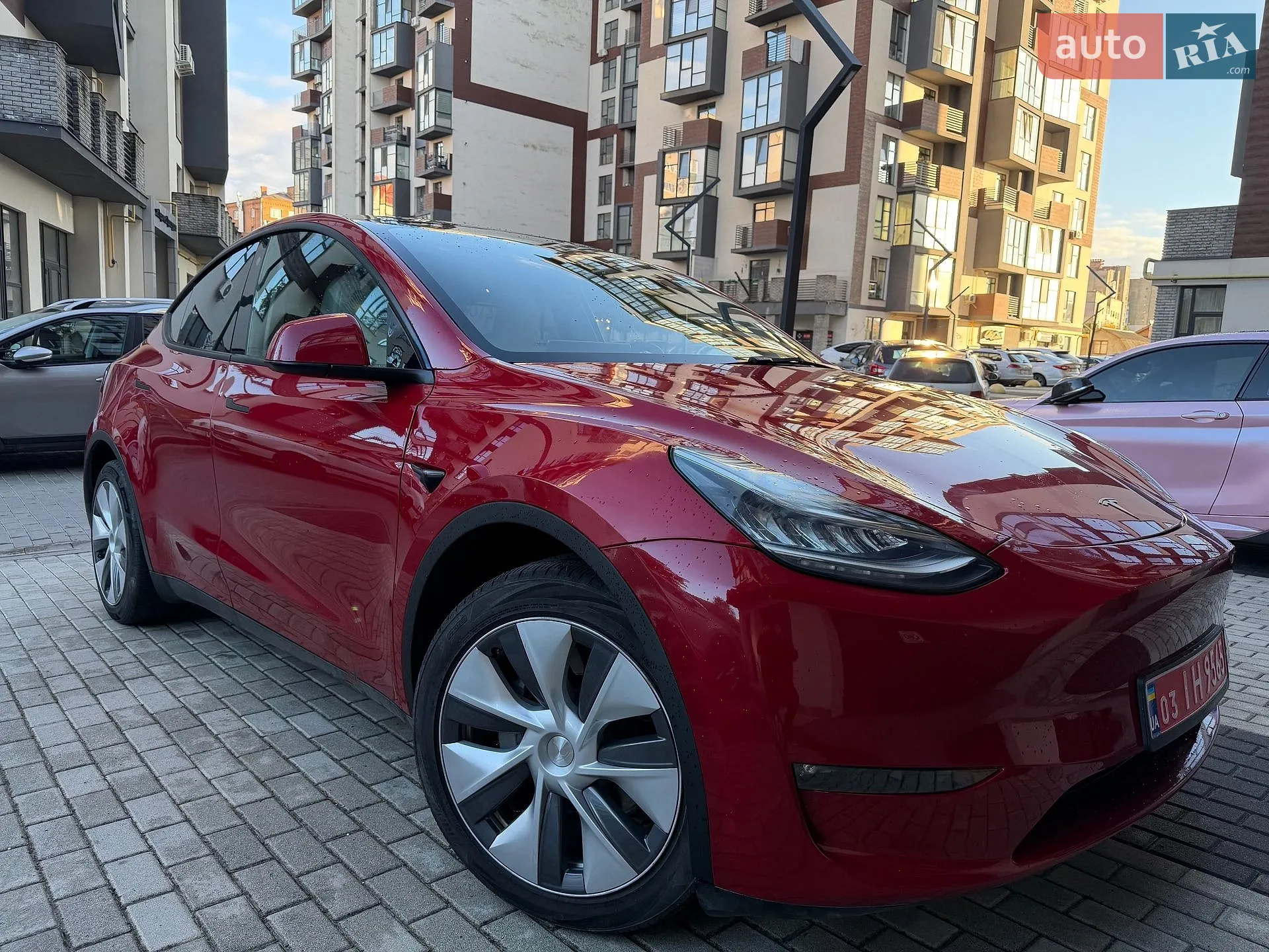 Tesla Model Y, 2023
