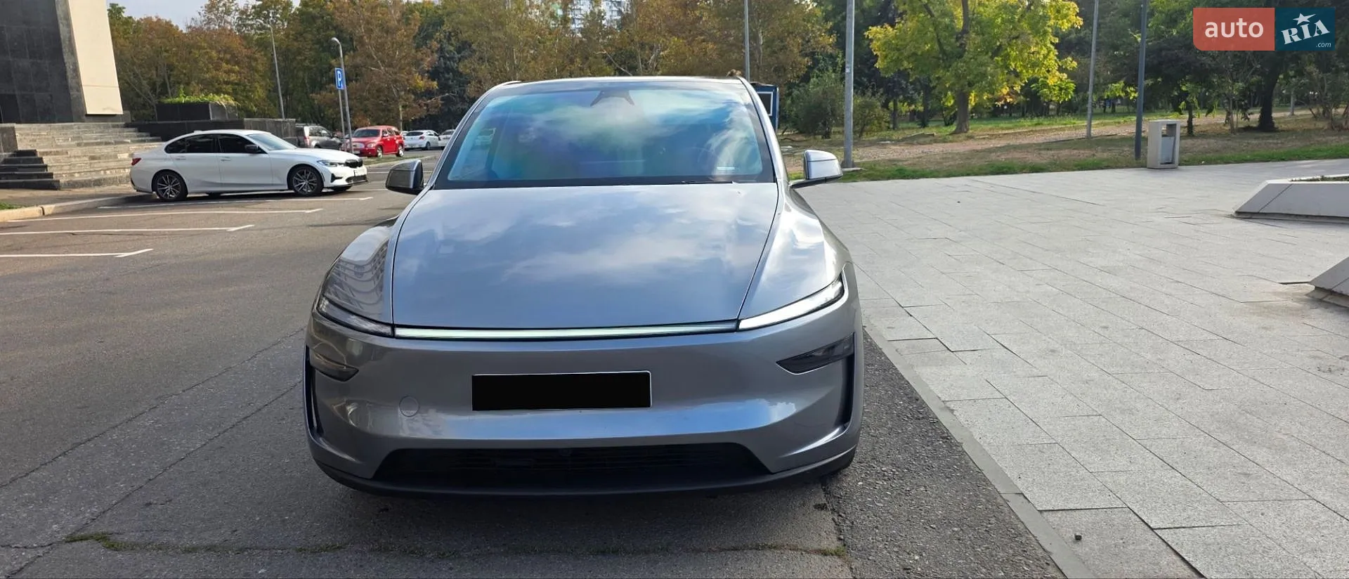 Tesla Model Y, 2025