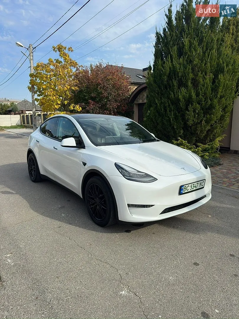Tesla Model Y, 2020