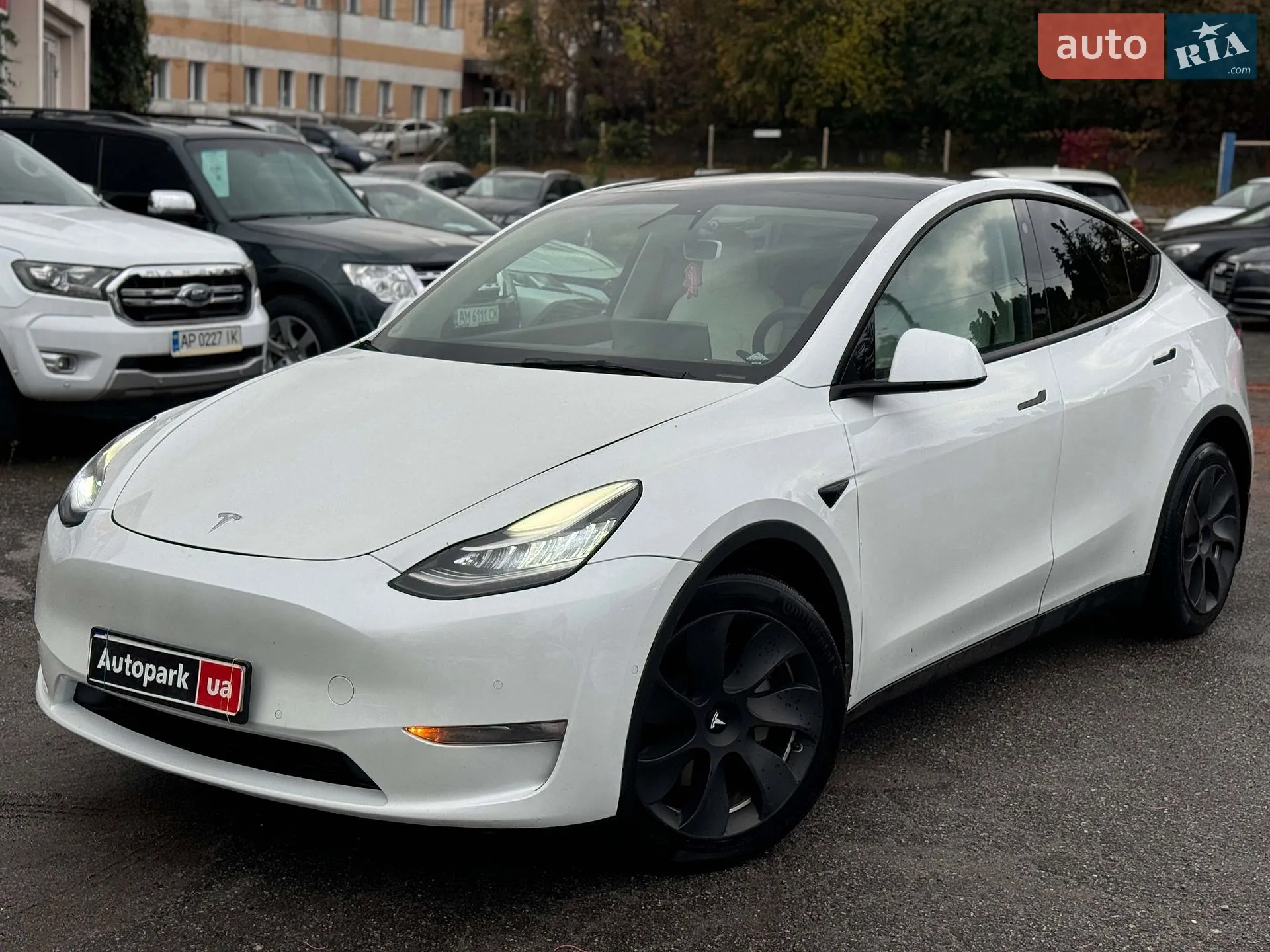 Tesla Model Y, 2022
