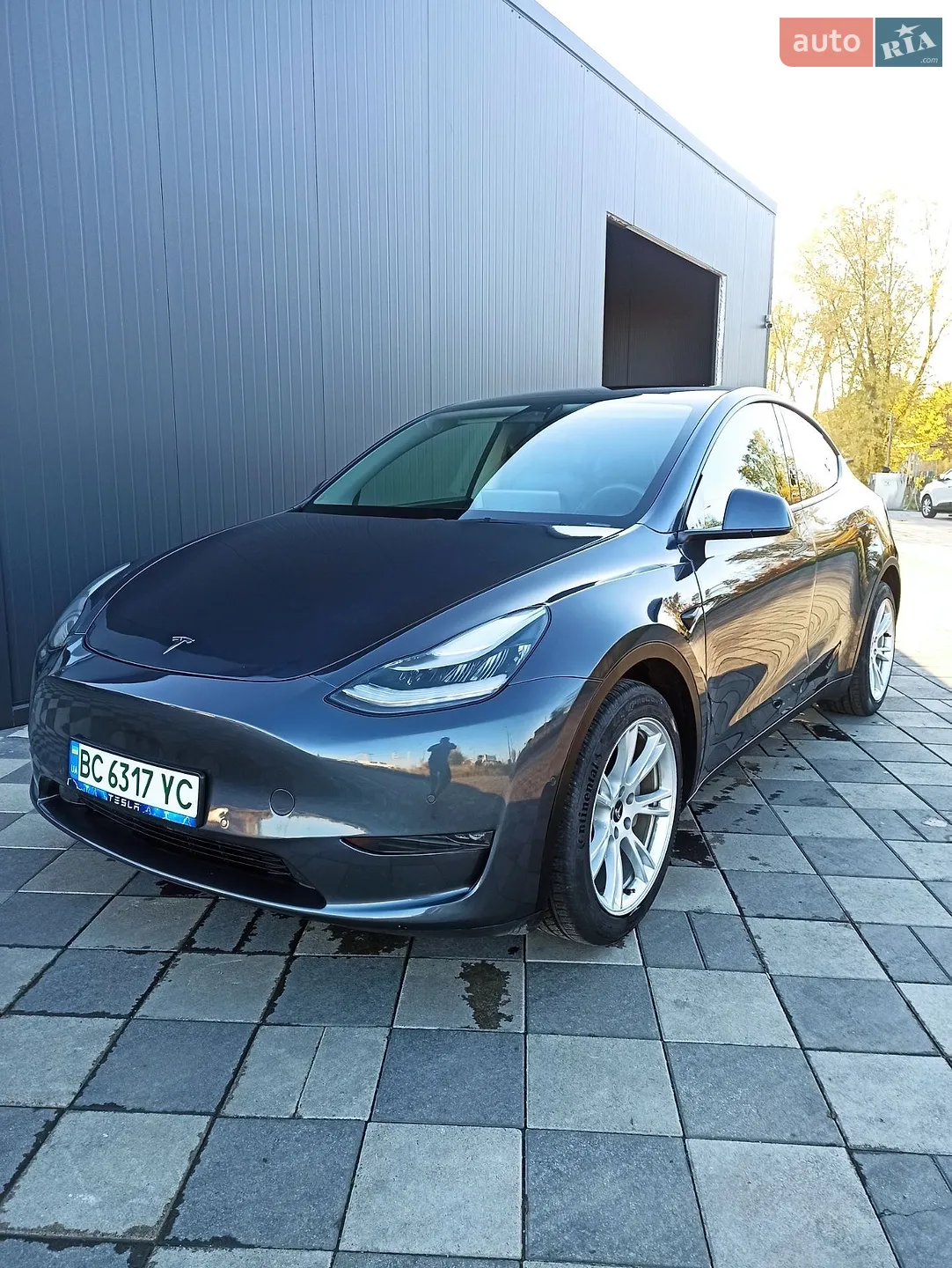 Tesla Model Y, 2020