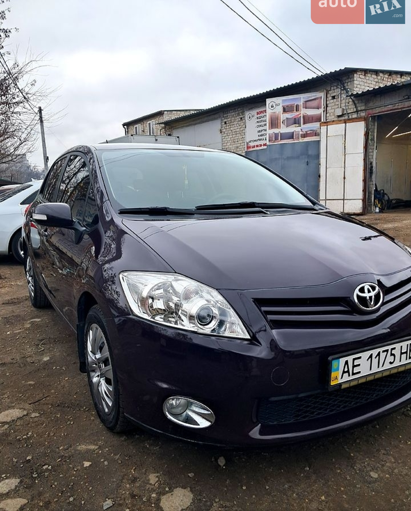 Toyota Auris, 2011