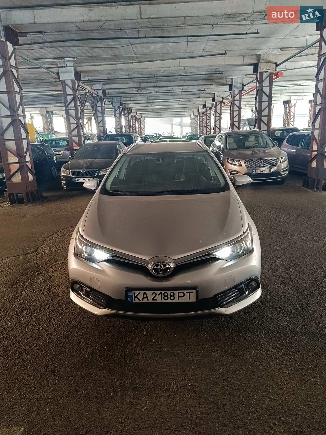 Toyota Auris, 2015