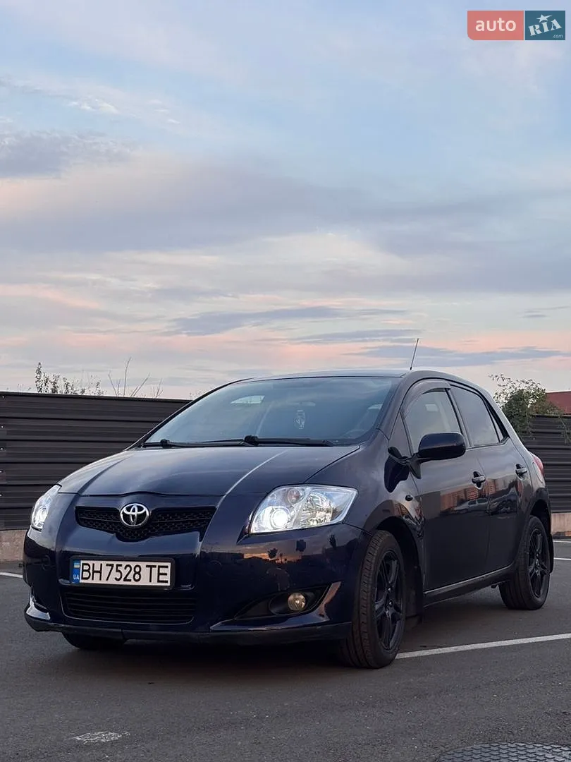 Toyota Auris, 2008
