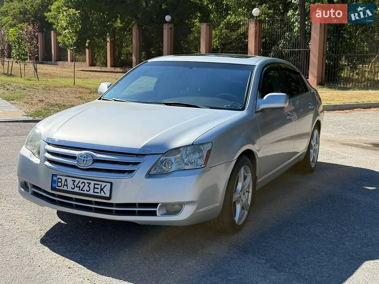Toyota Avalon, 2006