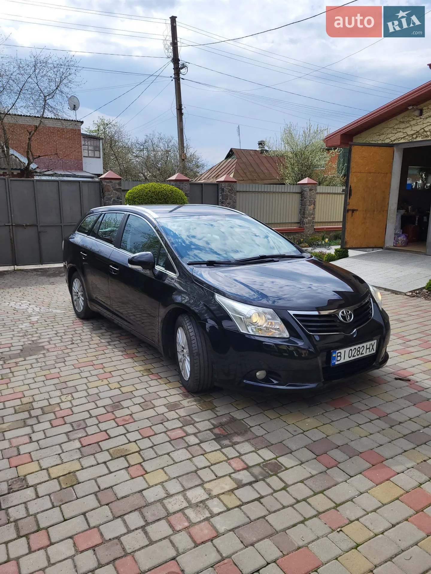 Toyota Avensis, 2011