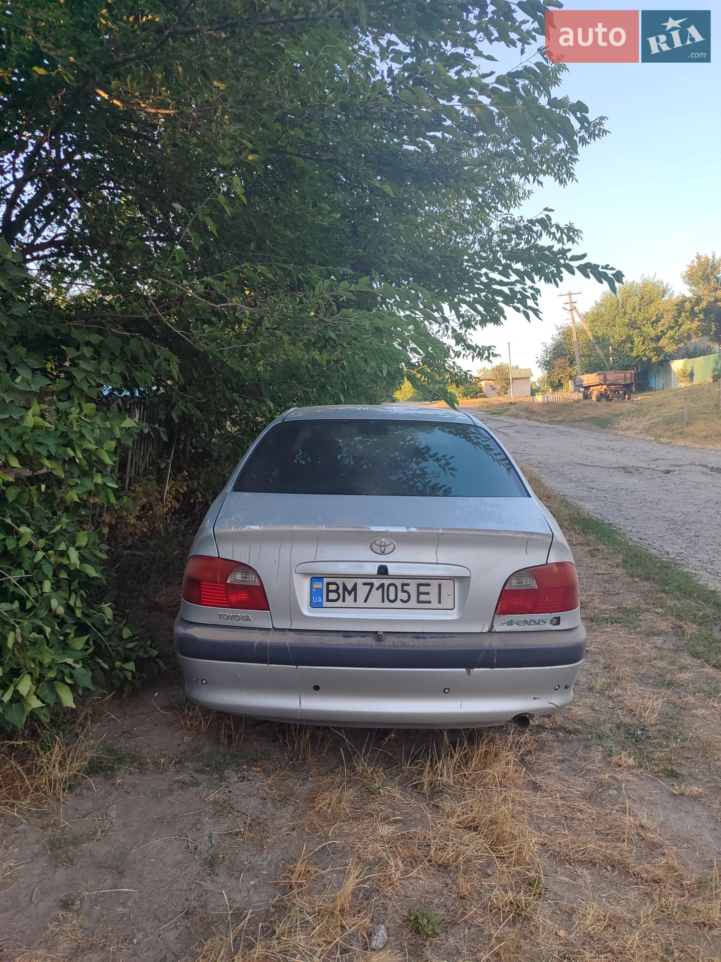 Toyota Avensis, 1998