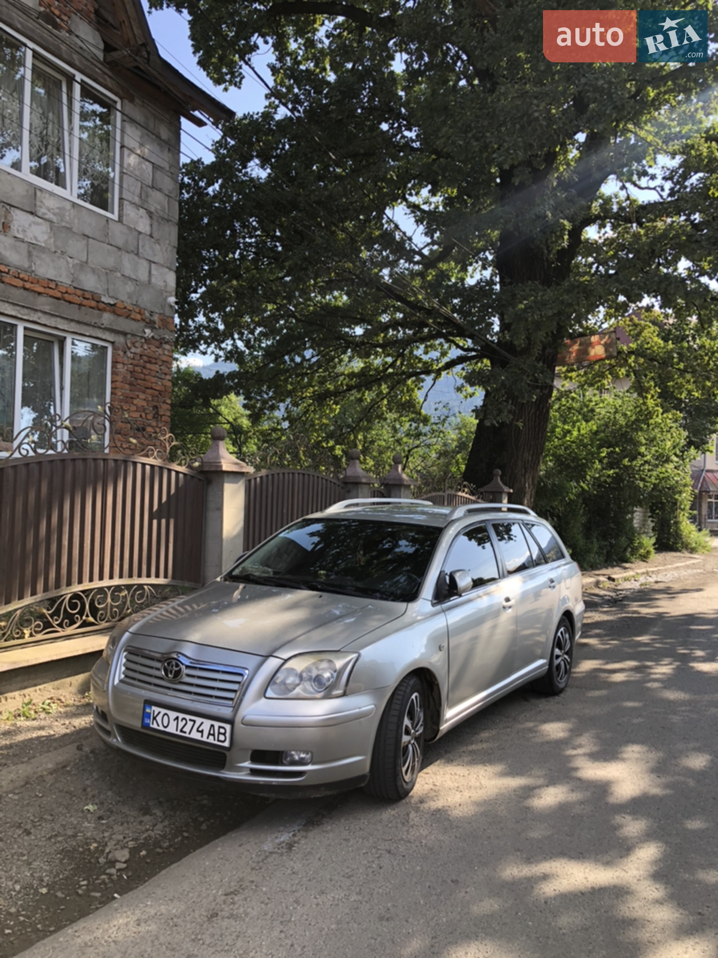 Toyota Avensis, 2004