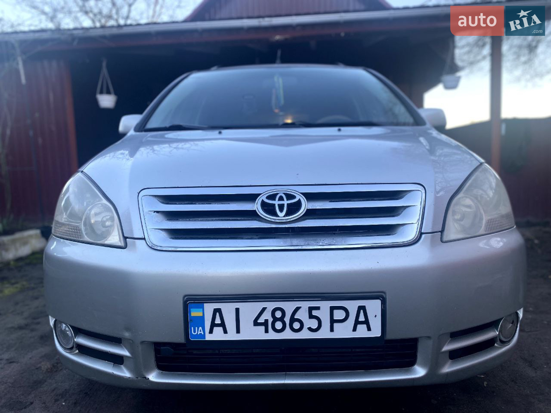 Toyota Avensis, 2002