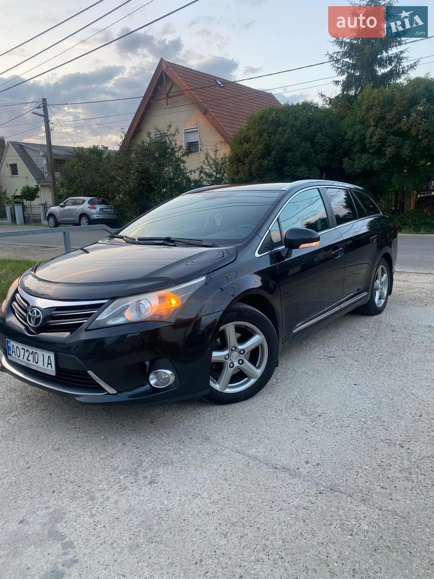 Toyota Avensis, 2012