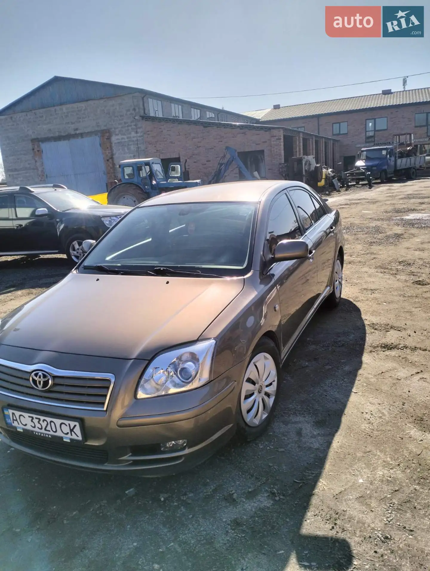 Toyota Avensis, 2004