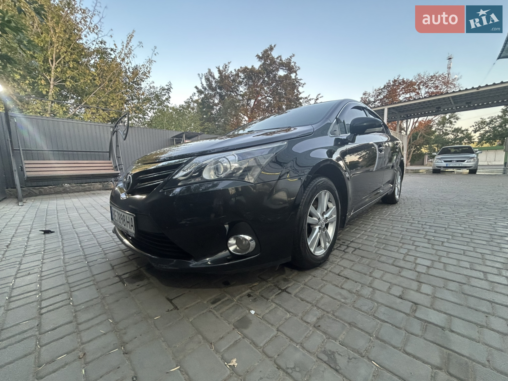 Toyota Avensis, 2012