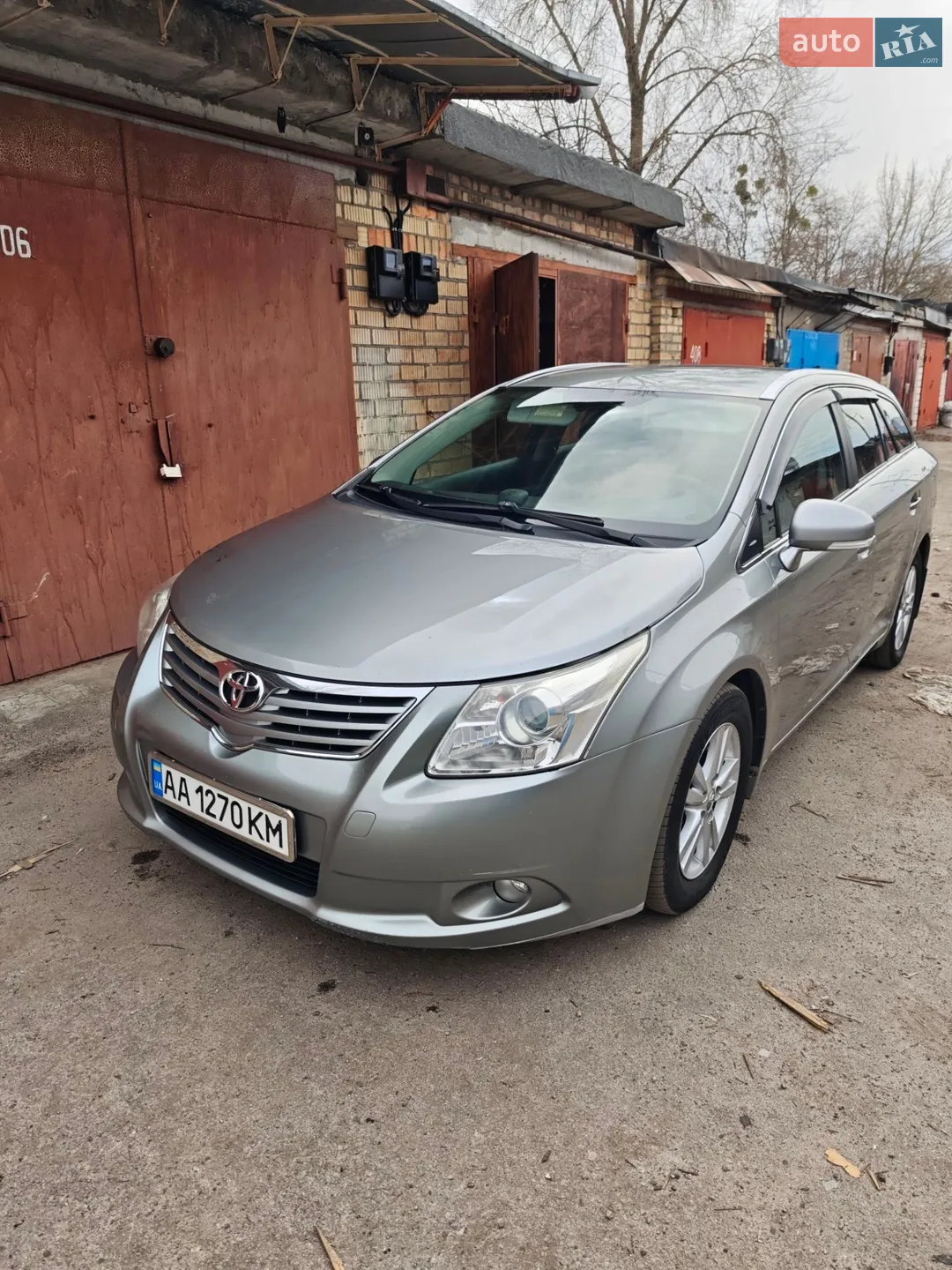 Toyota Avensis, 2011