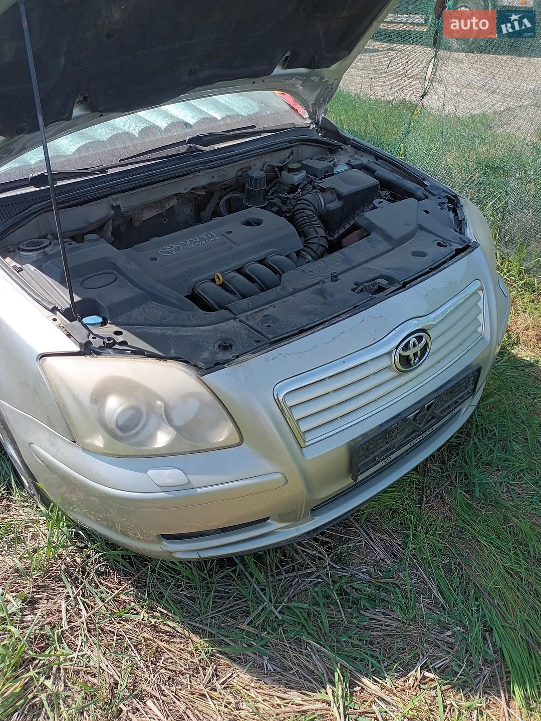 Toyota Avensis, 2005