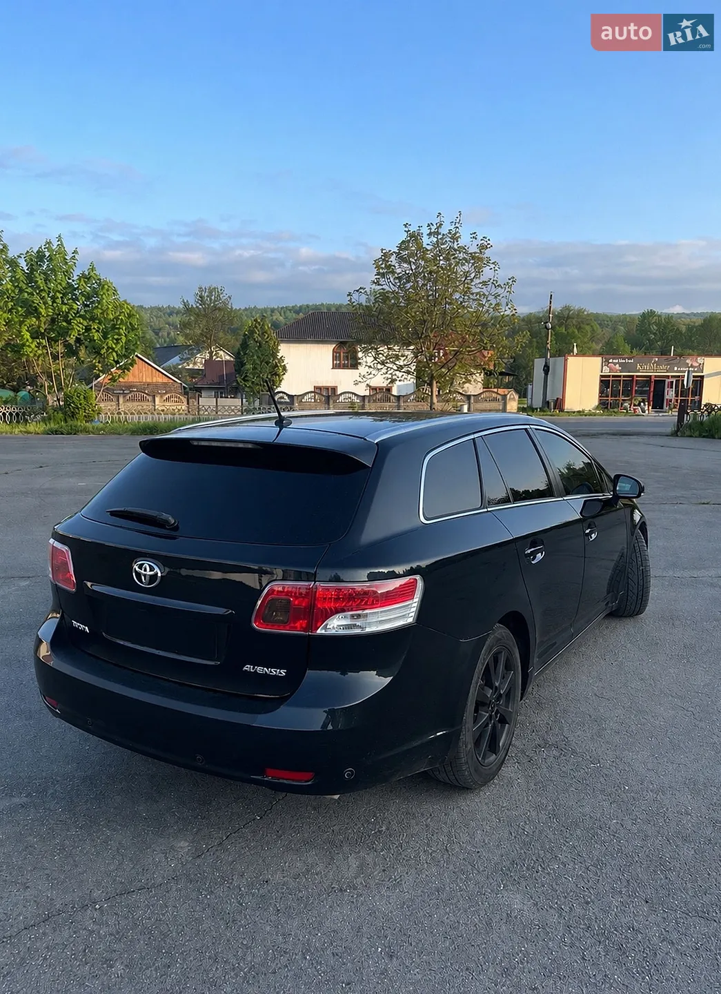 Toyota Avensis, 2011