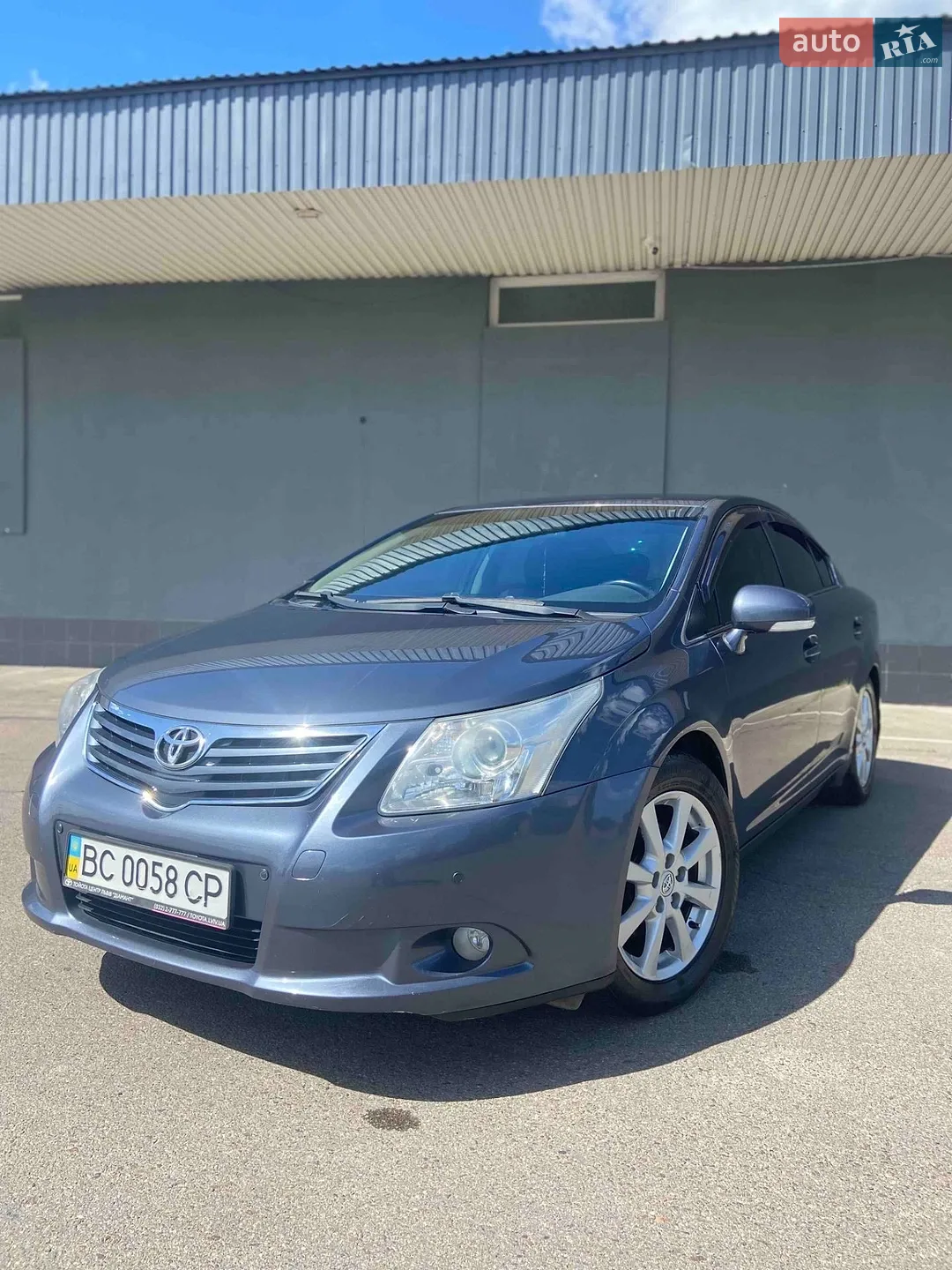 Toyota Avensis, 2010