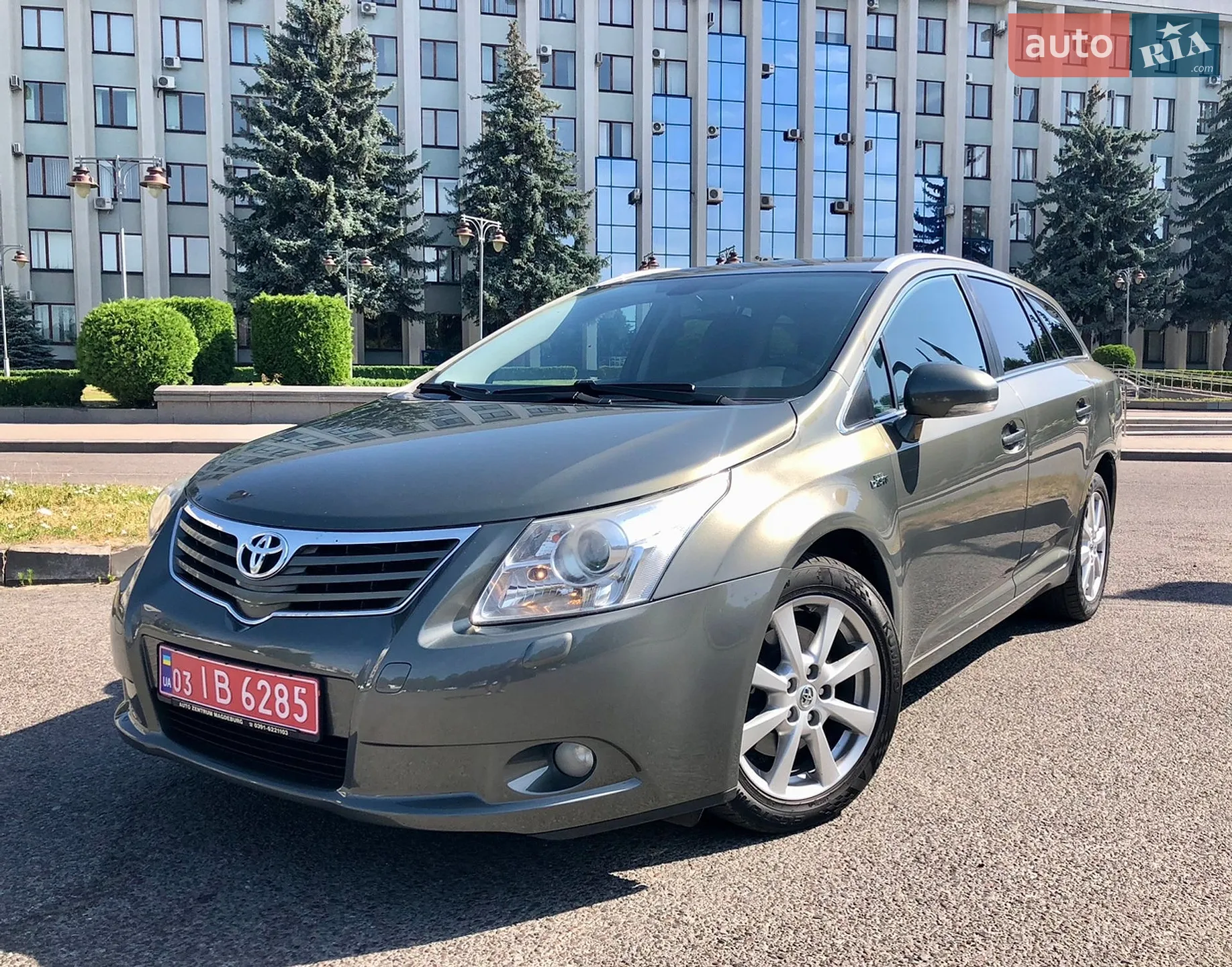Toyota Avensis, 2010