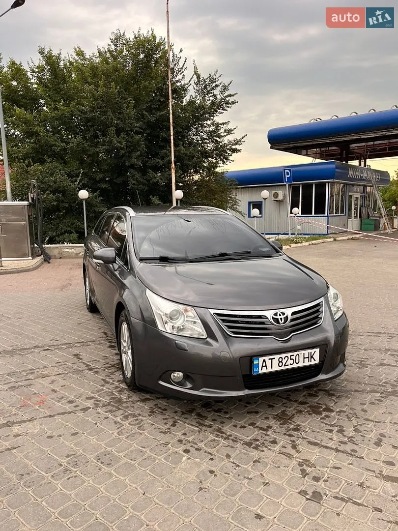 Toyota Avensis, 2010
