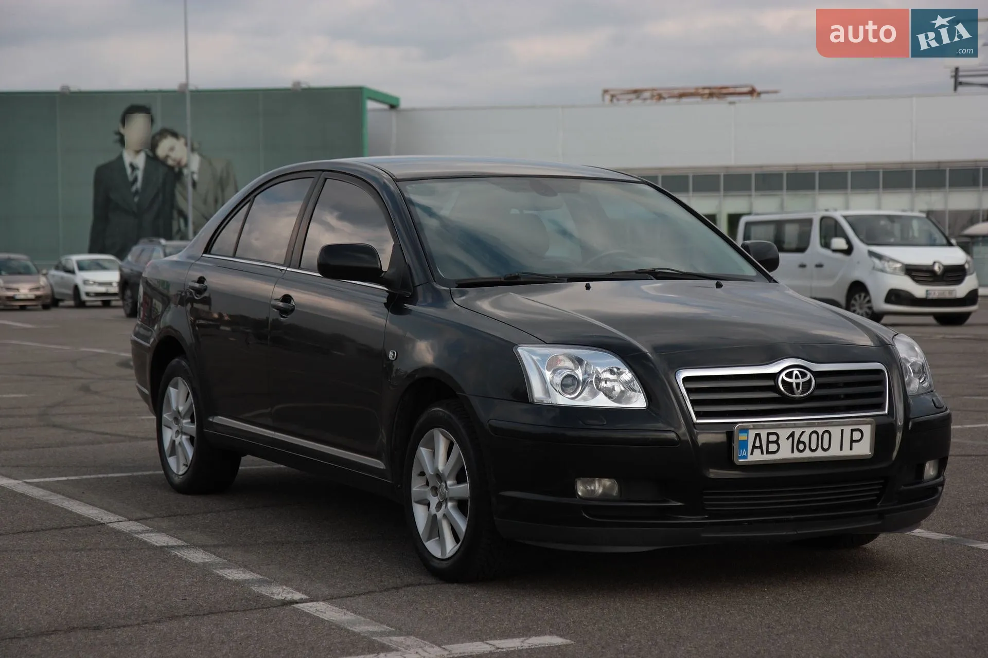 Toyota Avensis, 2004