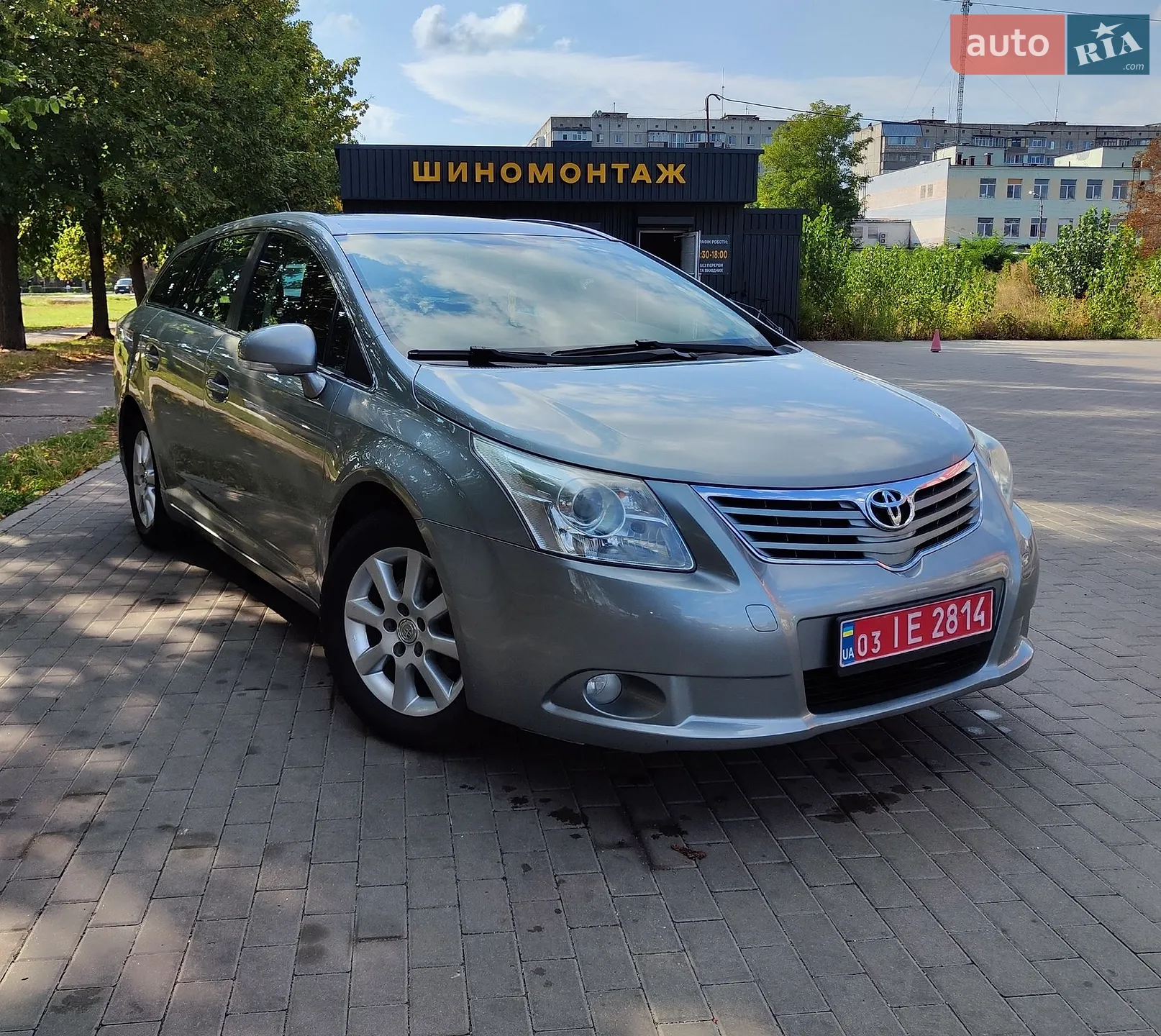 Toyota Avensis, 2010