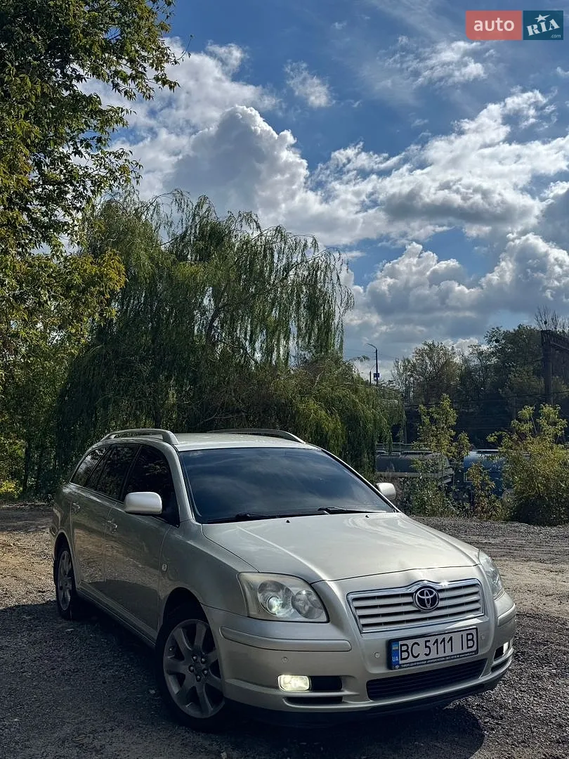 Toyota Avensis, 2004