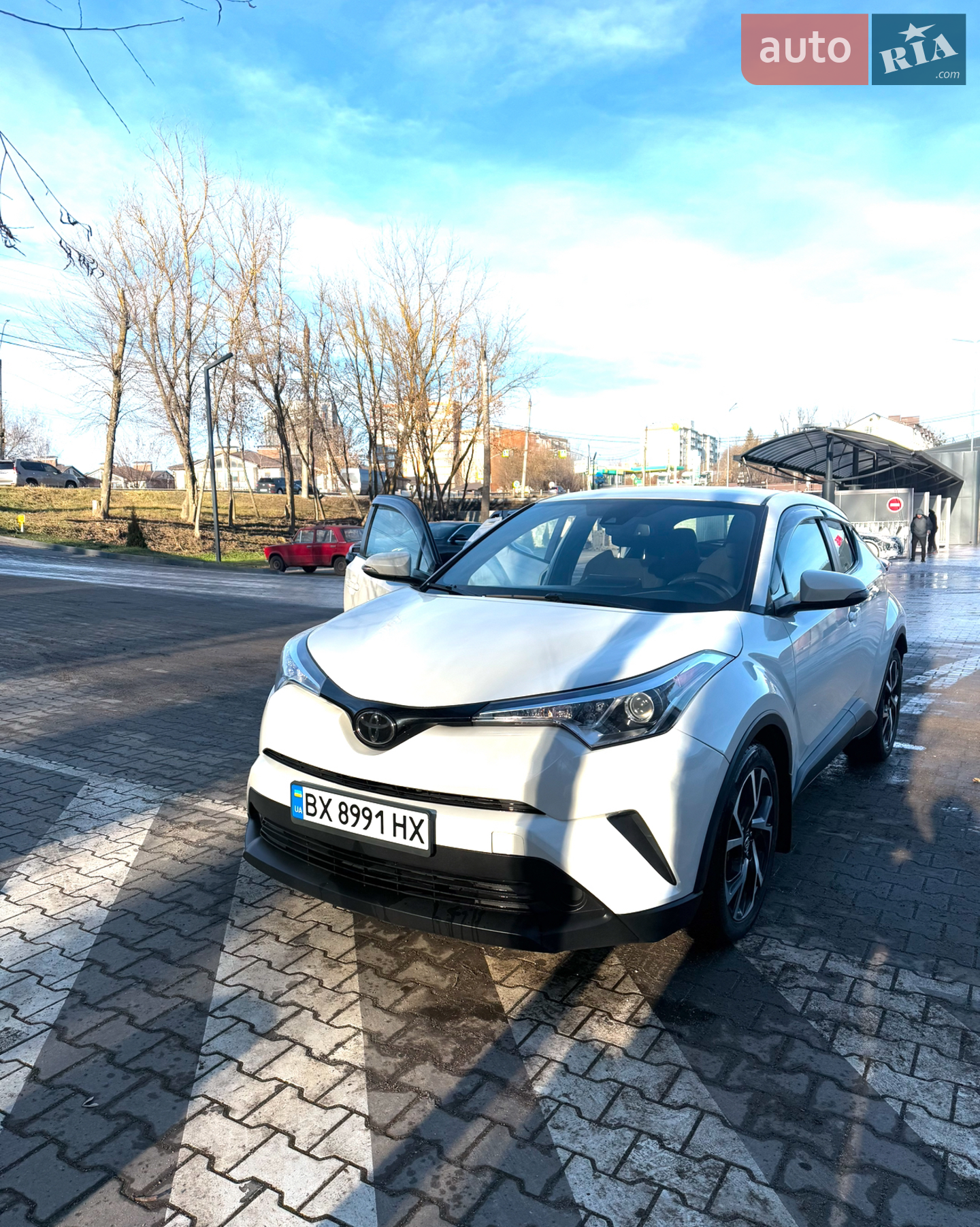 Toyota C-HR, 2017