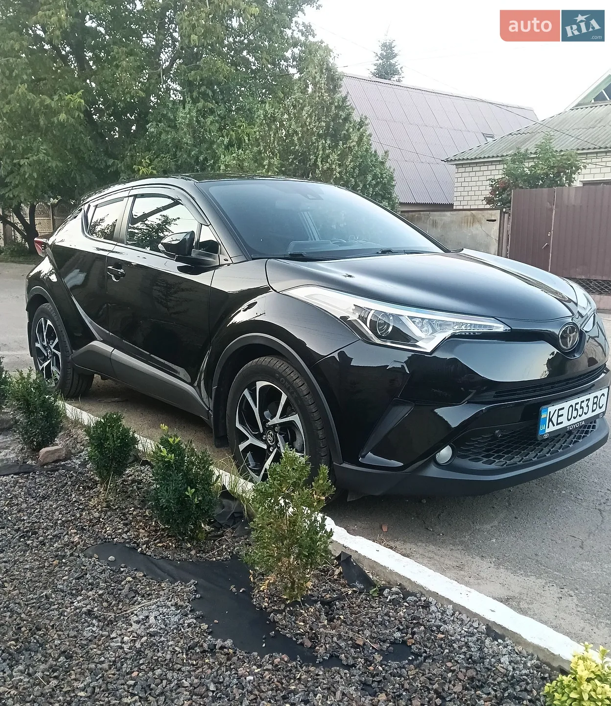 Toyota C-HR, 2017
