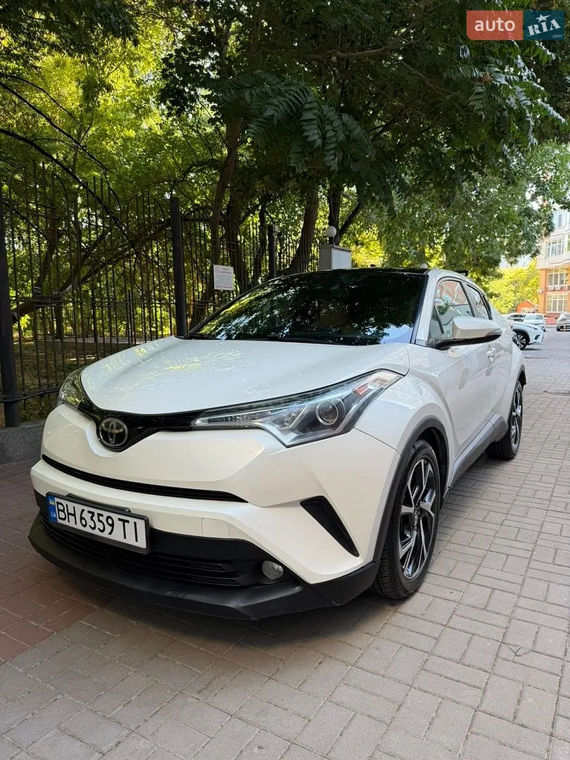 Toyota C-HR, 2017