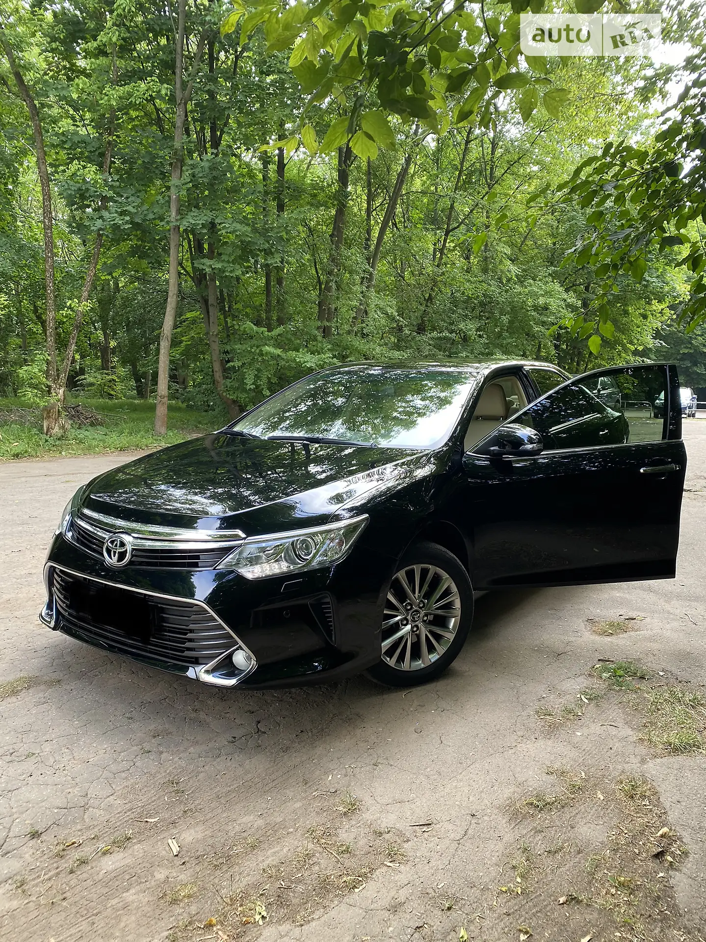 Toyota Camry, 2016