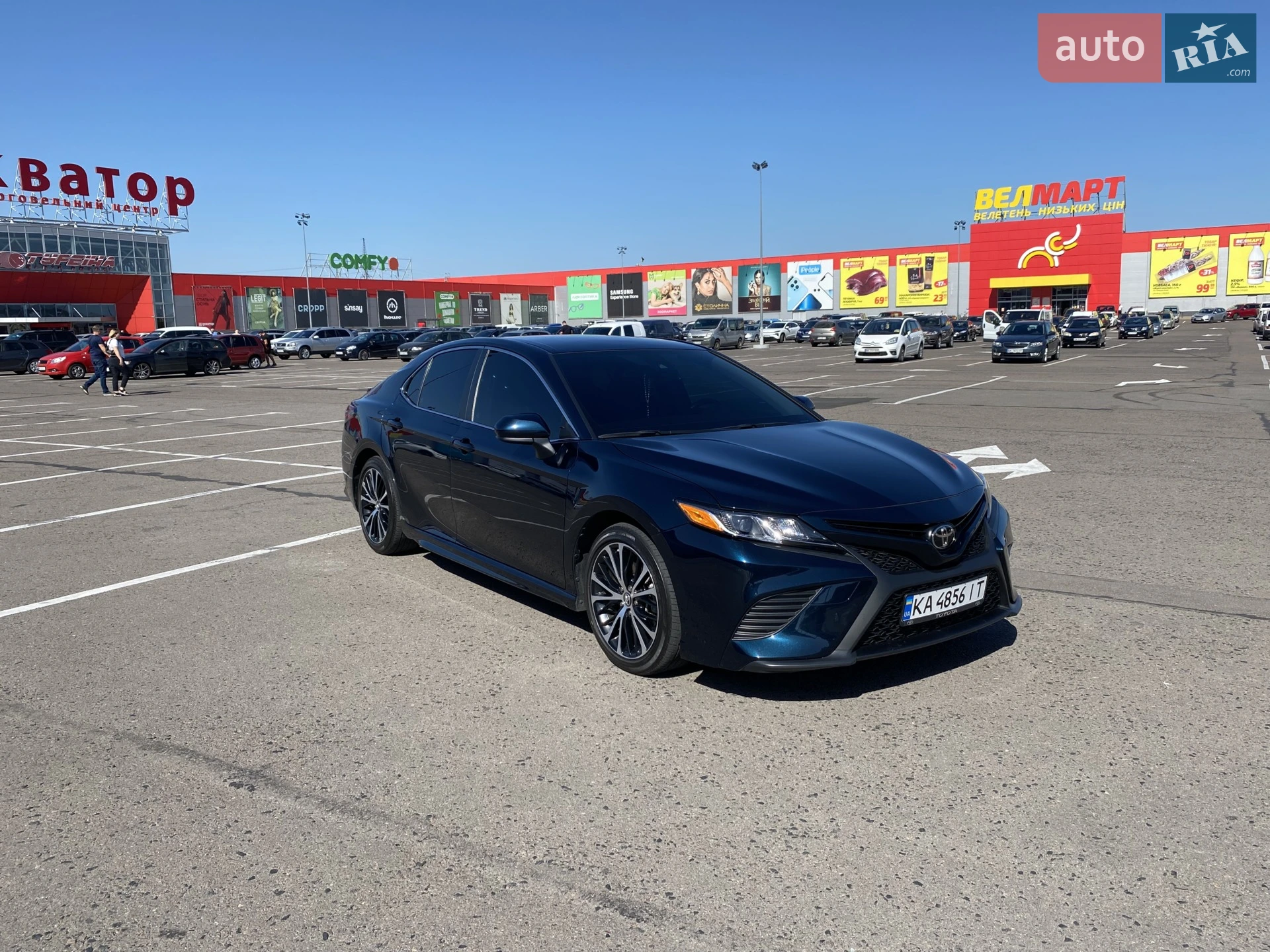 Toyota Camry, 2019