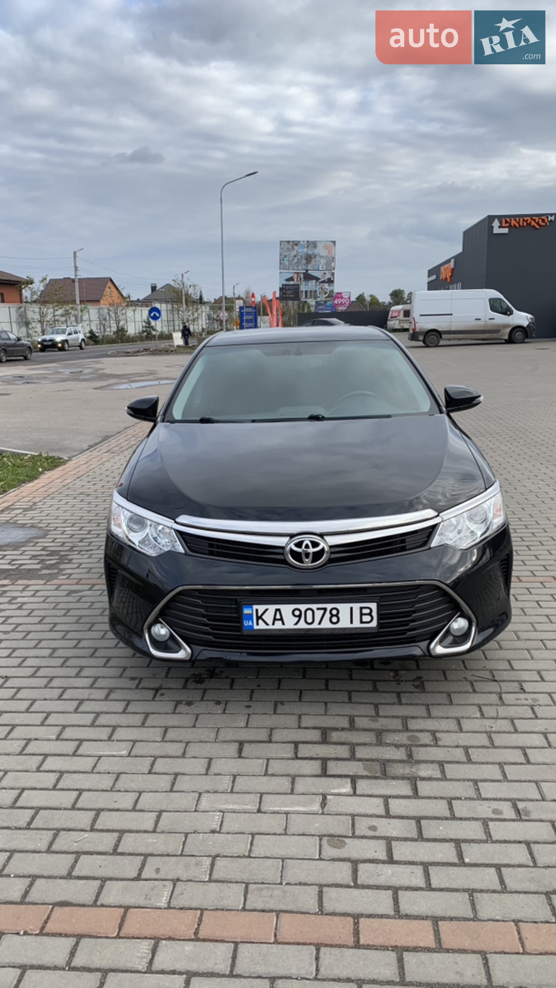 Toyota Camry, 2016