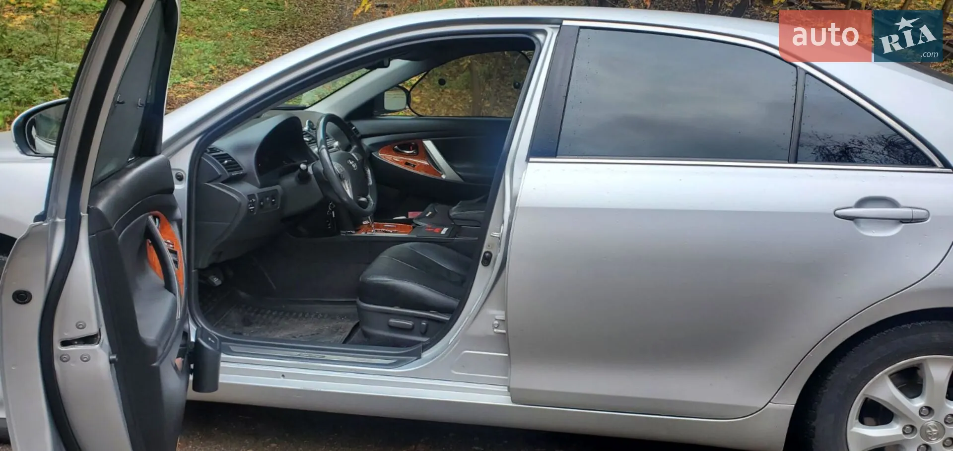Toyota Camry, 2011
