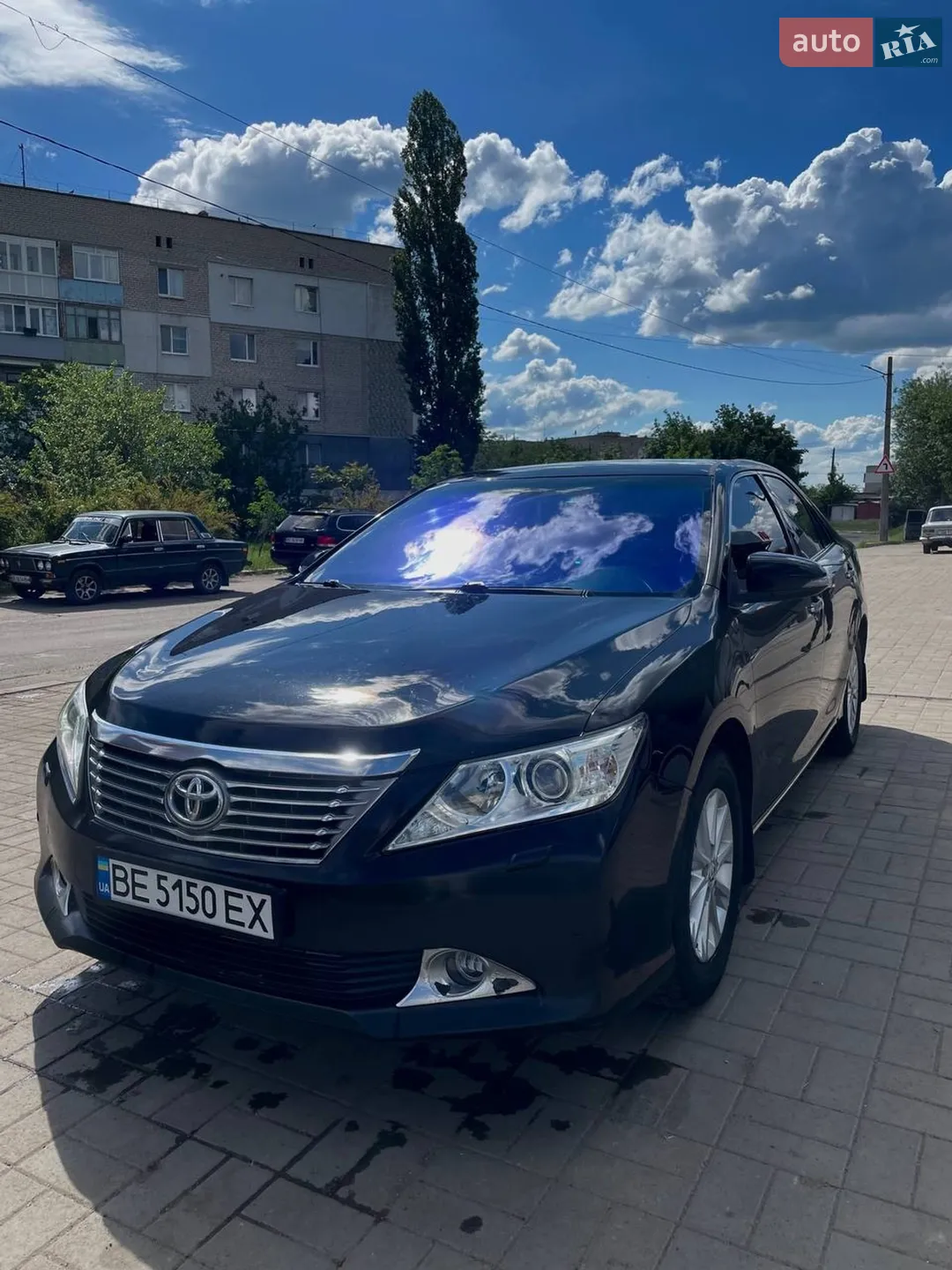 Toyota Camry, 2011