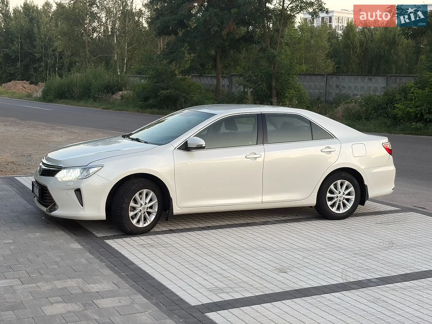 Toyota Camry, 2017