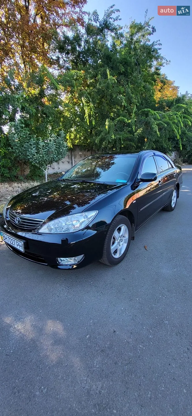 Toyota Camry, 2005