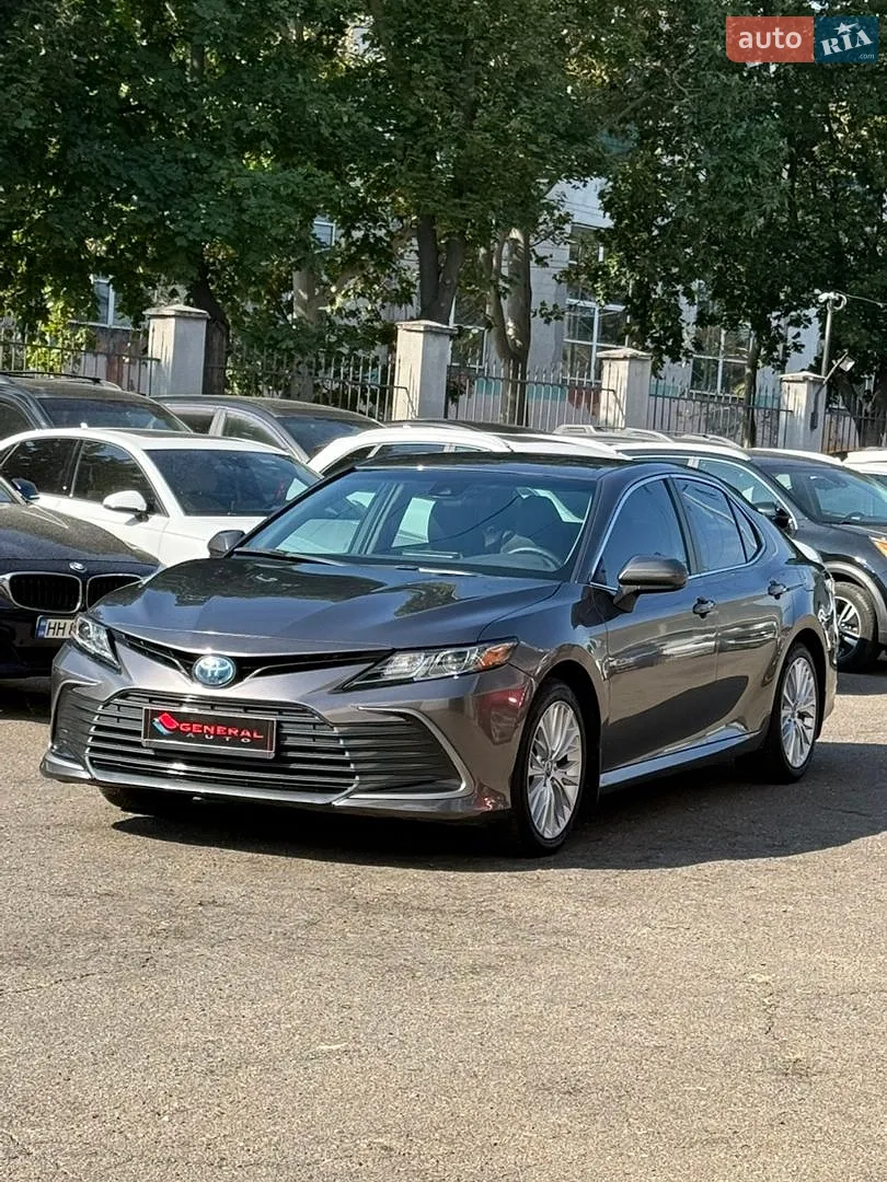 Toyota Camry, 2023