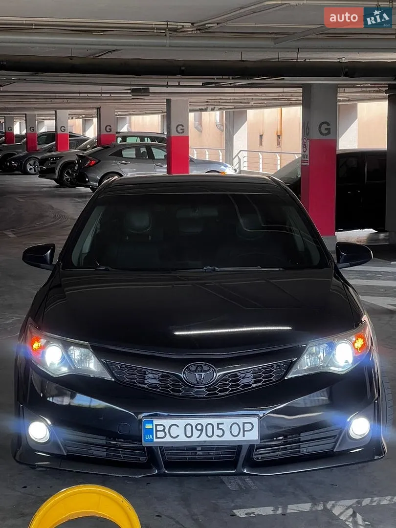 Toyota Camry, 2013