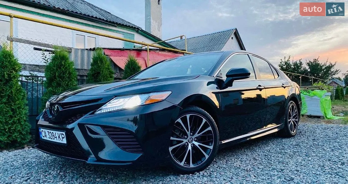 Toyota Camry, 2020