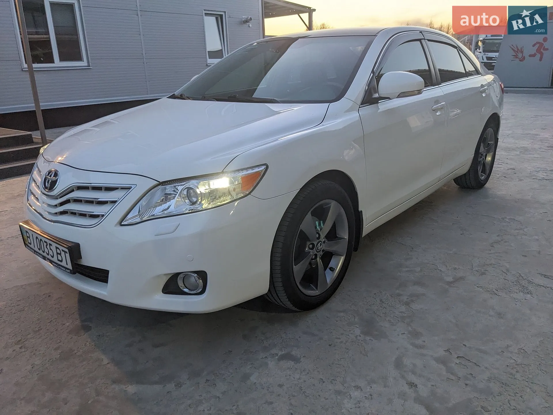 Toyota Camry, 2011