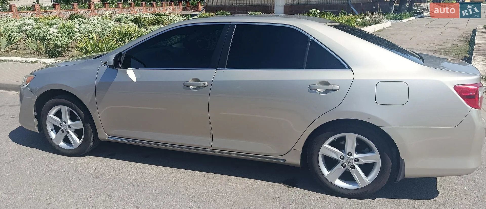 Toyota Camry, 2013